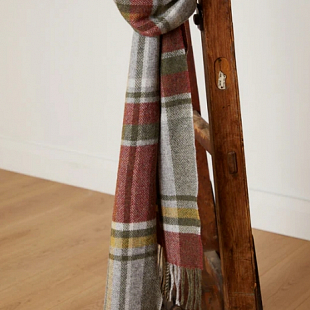 2Картинка Foxford Rust and Green Tartan Lambswool Scarf